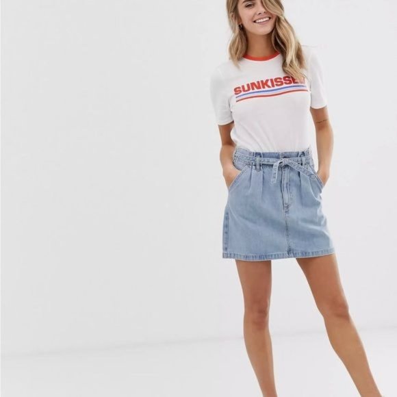 HOLLISTER Ultra High Rise Tie Waist Denim Skirt Size 28 - Picture 2 of 12